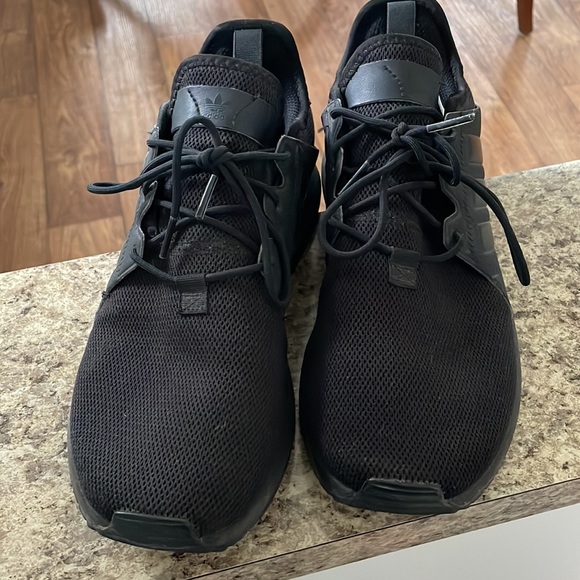 Adidas running shoes - Picture 2 of 4